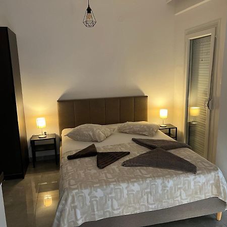 Apartments Alexandrou 1 Nea Kallikrateia Bagian luar foto
