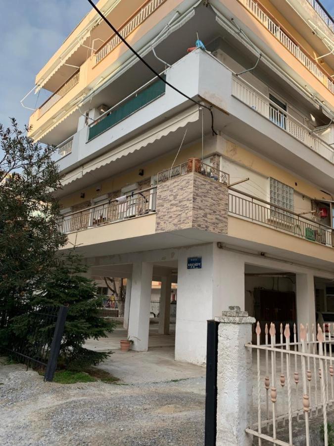 Apartments Alexandrou 1 Nea Kallikrateia Bagian luar foto